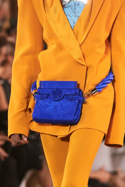 Look 151